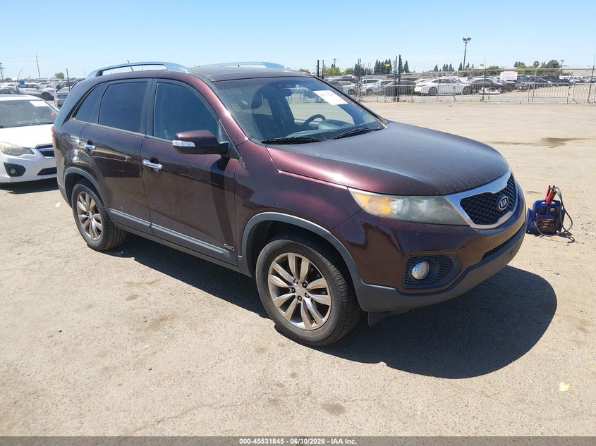 2011 Kia Sorento VIN 5XYKUDA28BG151878 IAAI salvage auction — NORMAL WEAR, Clear - Dealer Only (California), sold $825 on 2026-07-15 (photo 1)
