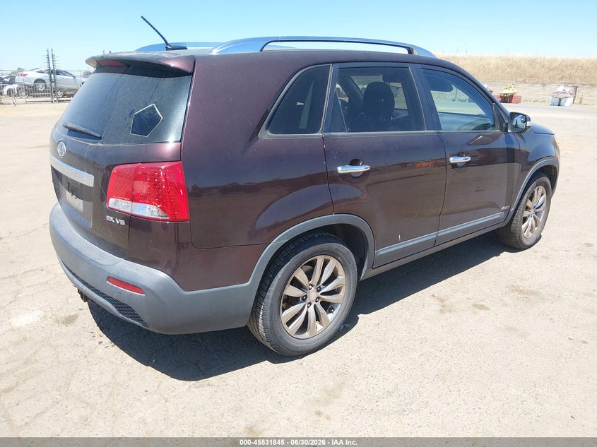 2011 Kia Sorento VIN 5XYKUDA28BG151878 IAAI salvage auction — NORMAL WEAR, Clear - Dealer Only (California), sold $825 on 2026-07-15 (photo 4)