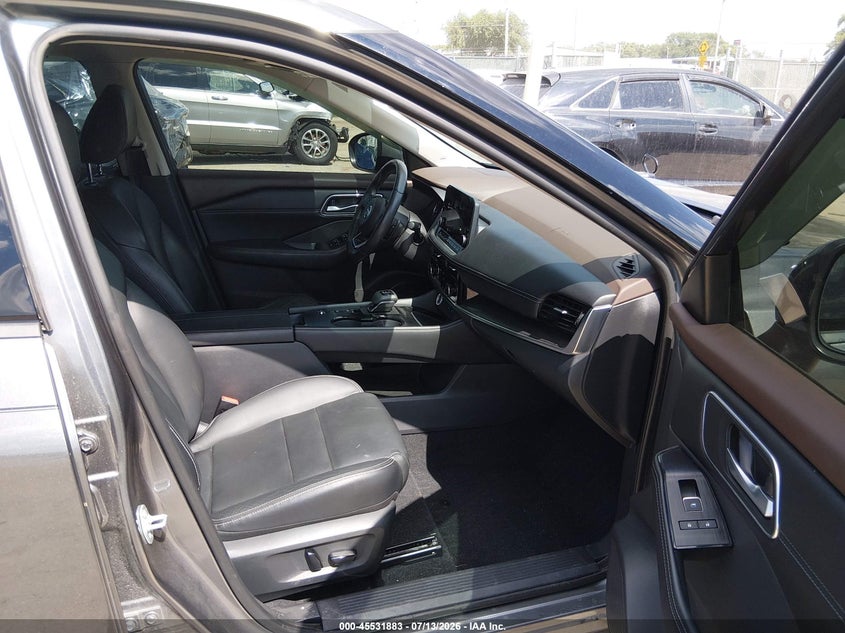 2021 Nissan Rogue VIN 5N1AT3CA5MC815831 IAAI salvage auction — HAIL, Salvage (Kansas), sold $9,800 on 2026-10-02 (photo 5)