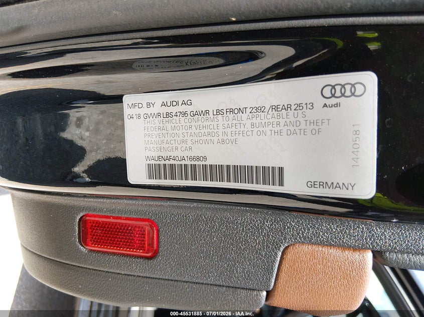 2018 Audi A4 VIN WAUENAF40JA166809 IAAI salvage auction — REAR END, Salvage (Missouri), sold $5,300 on 2026-08-02 (photo 9)