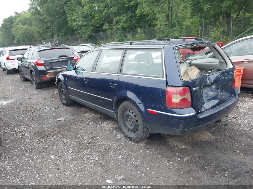 2003 Volkswagen Passat VIN WVWVD63B13E027127 IAAI salvage auction — REAR END, Mv-907A (New York), sold $25 on 2026-07-28 (photo 3)