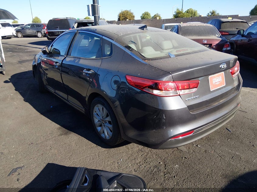 2017 Kia Optima VIN 5XXGT4L30HG131135 IAAI salvage auction — LEFT FRONT, Salvage Certificate (California), sold $1,550 on 2026-07-08 (photo 3)