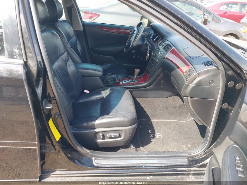 2004 Lexus Es 330 VIN JTHBA30G945054229 IAAI salvage auction — NORMAL WEAR, Clear (New York), sold $500 on 2026-07-13 (photo 5)
