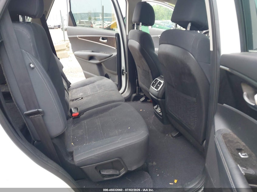 2017 Kia Sorento VIN 5XYPGDA53HG335710 IAAI salvage auction — RIGHT REAR, Junk Bill Of Sale Mv2459 (Wisconsin), sold $500 on 2026-07-23 (photo 8)