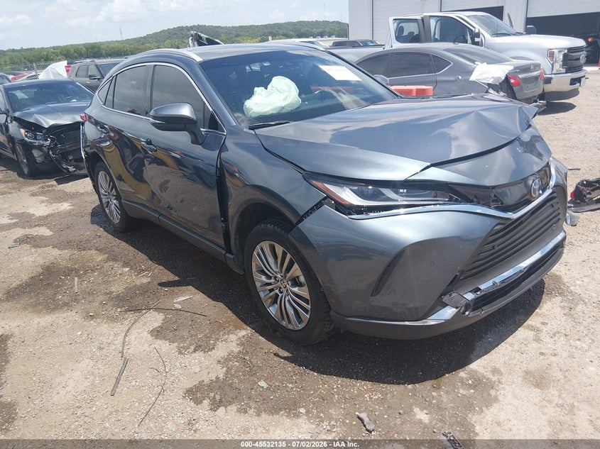 2023 Toyota Venza VIN JTEAAAAH7PJ139523 — IAAI salvage auction photo