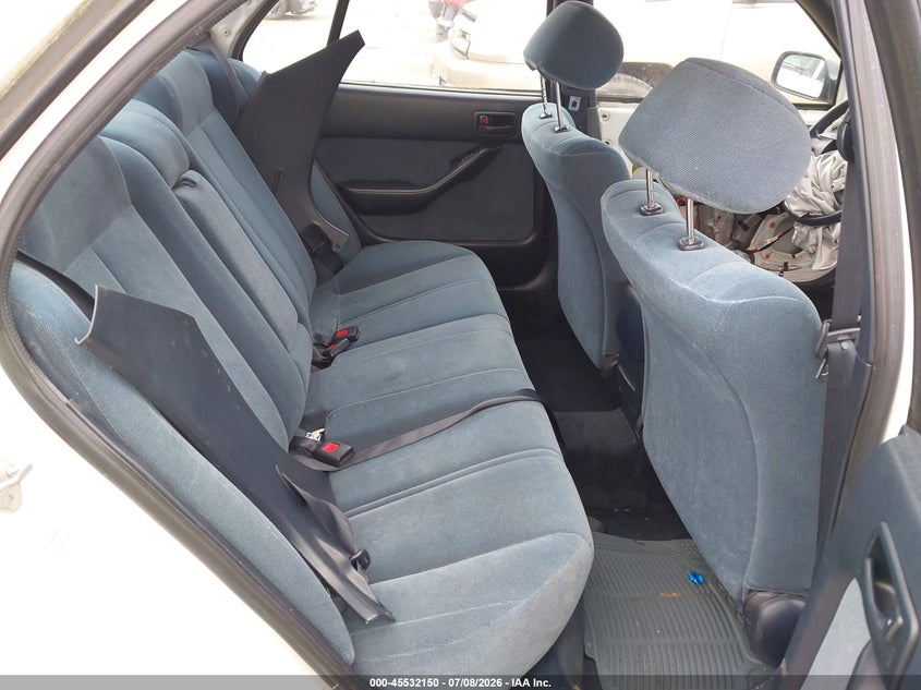 1992 Toyota Camry VIN JT2SK12E9N0088077 IAAI salvage auction — NORMAL WEAR, Affidavit In Lieu Of Title - Non-Public (Washington), sold $250 on 2026-07-15 (photo 8)