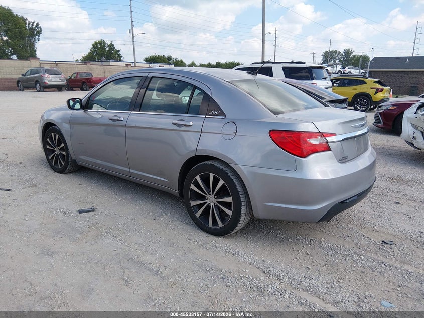 2014 Chrysler 200 VIN 1C3CCBBG6EN158495 IAAI salvage auction — HAIL, Salvage Title, sold $825 on 2026-08-24 (photo 3)