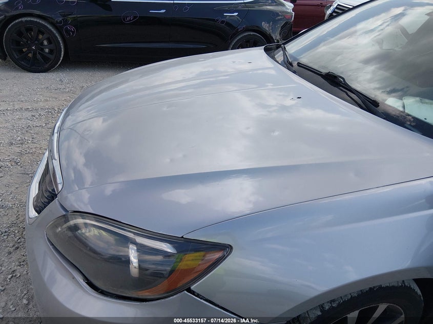 2014 Chrysler 200 VIN 1C3CCBBG6EN158495 IAAI salvage auction — HAIL, Salvage Title, sold $825 on 2026-08-24 (photo 6)