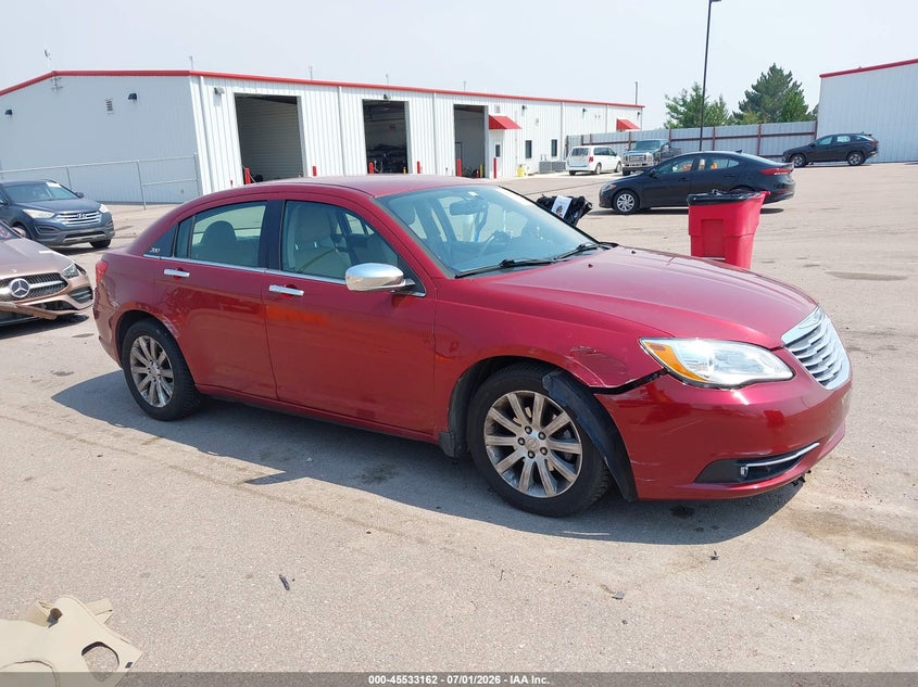 2013 Chrysler 200 VIN 1C3CCBCG2DN629880 IAAI salvage auction — NORMAL WEAR, Clear (Colorado), sold $175 on 2026-07-22 (photo 1)