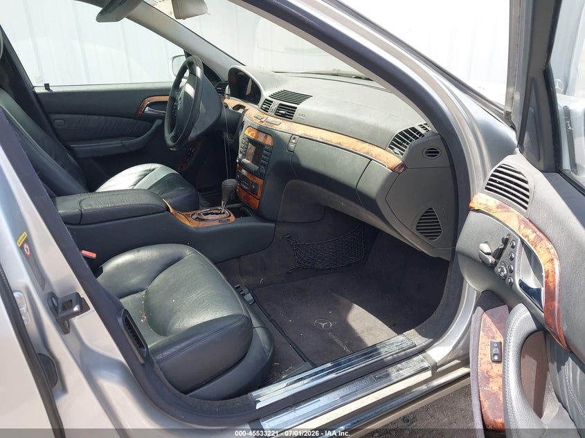 2005 Mercedes-benz S class VIN WDBNG75J25A445271 IAAI salvage auction — REAR END, Salvage (California), sold $275 on 2026-07-30 (photo 5)