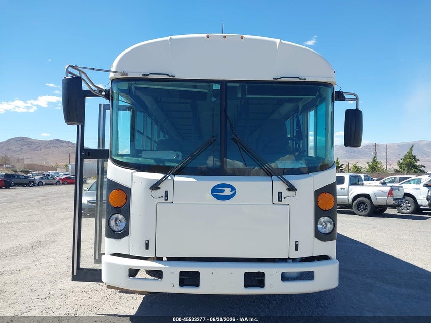 2015 Blue bird School bus / transit bus VIN 1BABNBPA4FF311032 IAAI salvage auction — NORMAL WEAR, Sf97 (Nevada), sold $19,100 on 2026-07-30 (photo 6)