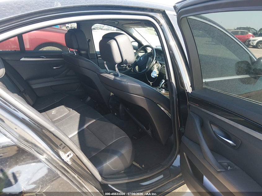 2012 BMW 5er VIN WBAXG5C50CDY30065 IAAI salvage auction — NORMAL WEAR, Original (Texas), sold $275 on 2026-07-28 (photo 8)