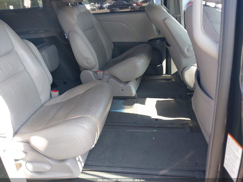 2016 Toyota Sienna VIN 5TDDK3DC0GS132779 IAAI salvage auction — LEFT SIDE, Mv-907A (New York), sold $4,900 on 2026-07-14 (photo 8)