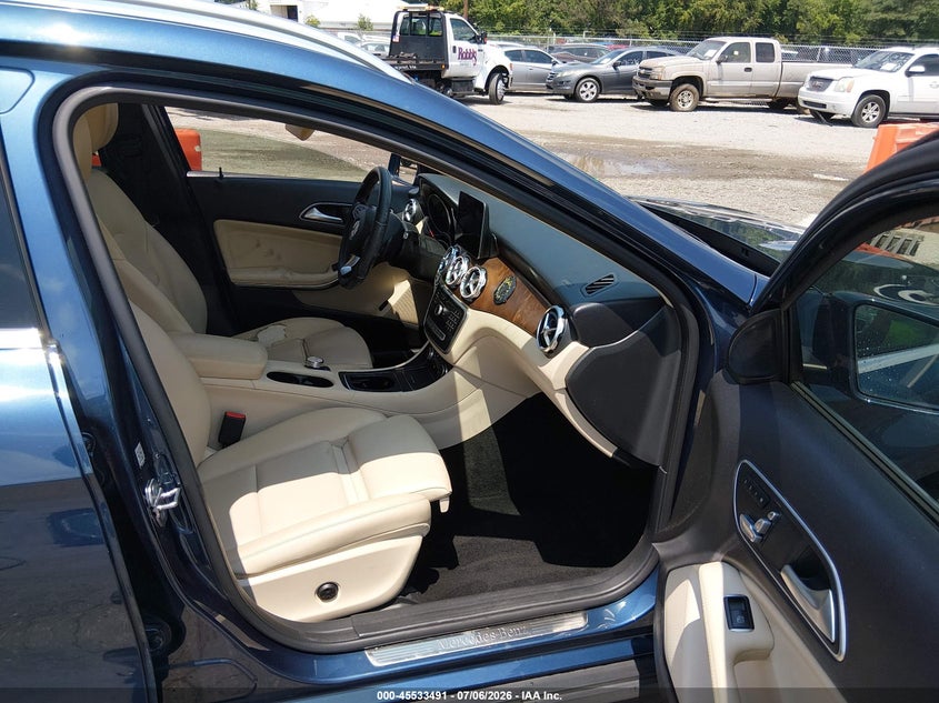 2019 Mercedes-benz Gla-klasse VIN WDCTG4EB0KJ627475 IAAI salvage auction — FRONT END, Salvage Title, sold $3,300 on 2026-07-24 (photo 5)