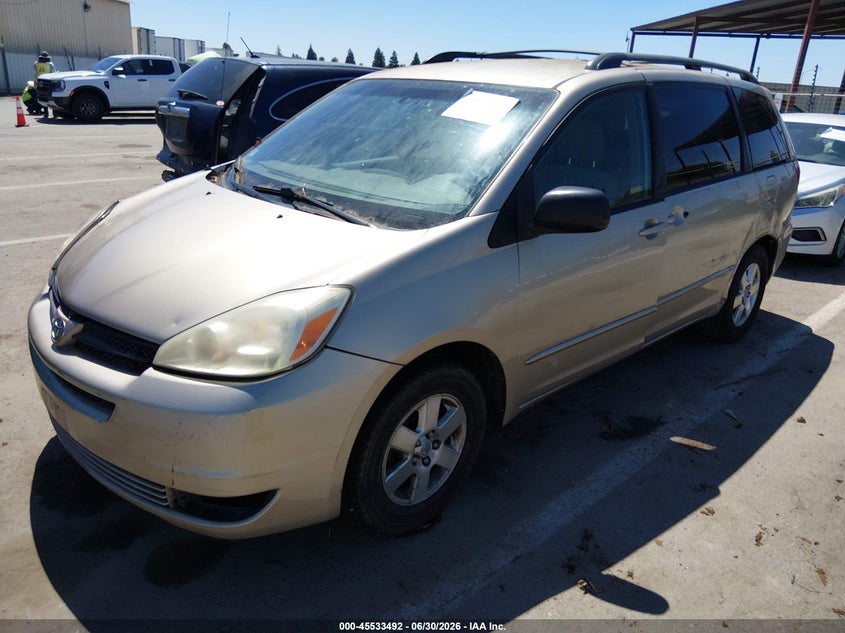 2004 Toyota Sienna VIN 5TDZA23C04S220800 IAAI salvage auction — NORMAL WEAR, App For Dup Clear (California), sold $650 on 2026-07-28 (photo 2)