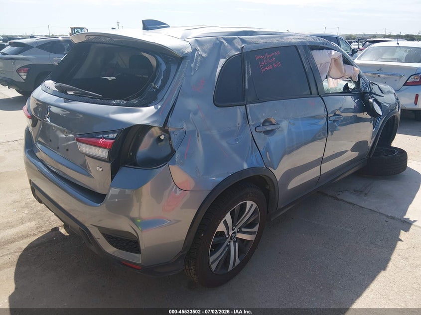 2024 Mitsubishi Outlander VIN JA4ARUAU2RU015845 IAAI salvage auction — ROLLOVER, Certificate Of Destruction (Florida), sold $675 on 2026-07-29 (photo 4)
