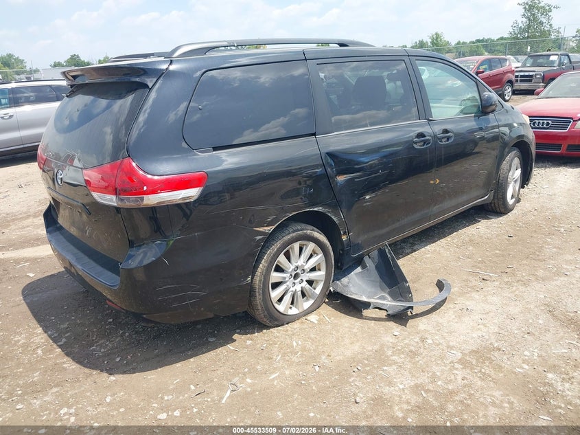2013 Toyota Sienna VIN 5TDJK3DC0DS066300 IAAI salvage auction — NORMAL WEAR, Original (Ohio), sold $2,100 on 2026-07-23 (photo 4)