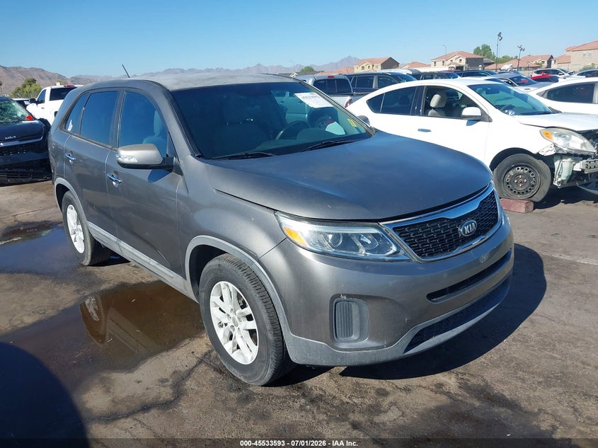 2014 Kia Sorento VIN 5XYKT3A60EG488310 IAAI salvage auction — LEFT FRONT, Salvage (Arizona), sold $1,600 on 2026-07-20 (photo 1)