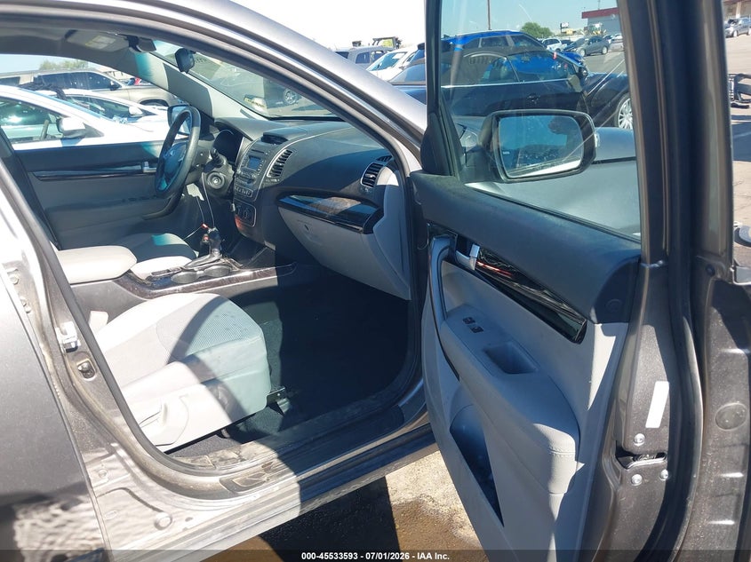 2014 Kia Sorento VIN 5XYKT3A60EG488310 IAAI salvage auction — LEFT FRONT, Salvage (Arizona), sold $1,600 on 2026-07-20 (photo 5)