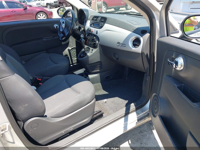 2013 Fiat 500 VIN 3C3CFFARXDT545812 IAAI salvage auction — FRONT & REAR, Salvage (Illinois), sold $275 on 2026-08-10 (photo 5)