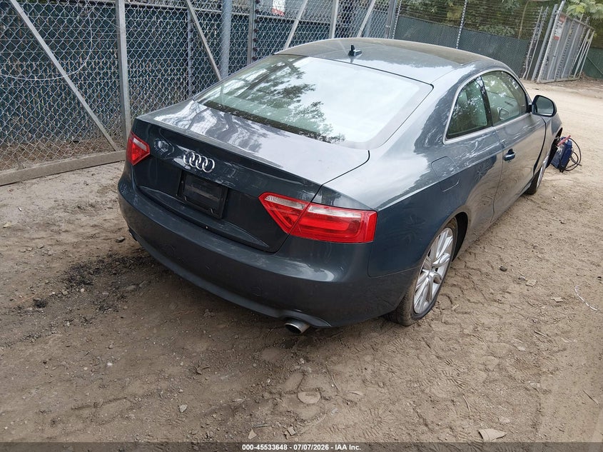 2009 Audi A5 VIN WAUDK78T49A013857 IAAI salvage auction — RIGHT FRONT, Clear (Virginia), sold $25 on 2026-07-30 (photo 4)
