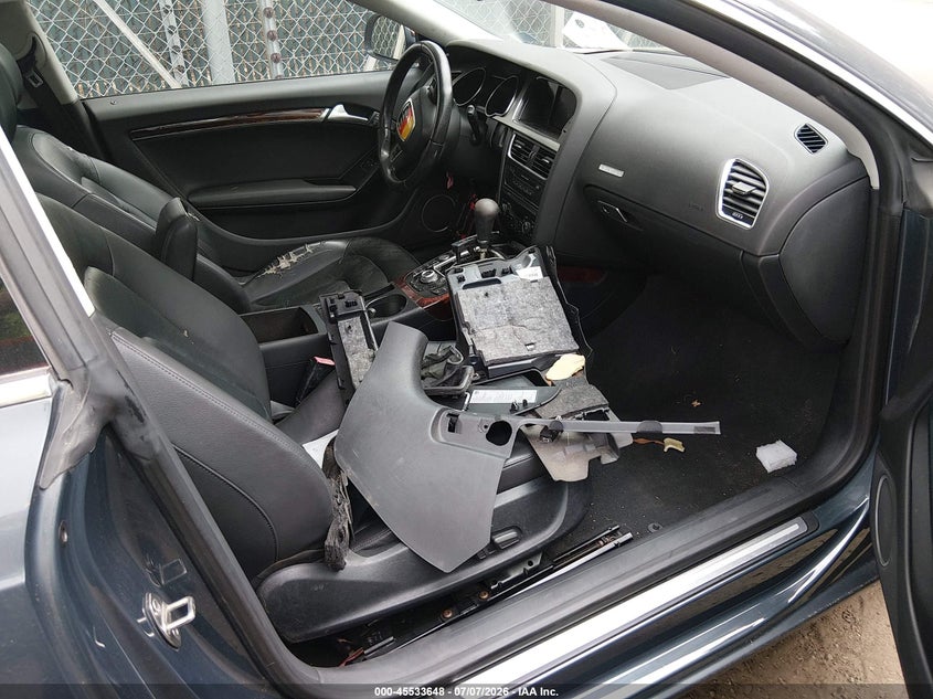 2009 Audi A5 VIN WAUDK78T49A013857 IAAI salvage auction — RIGHT FRONT, Clear (Virginia), sold $25 on 2026-07-30 (photo 5)