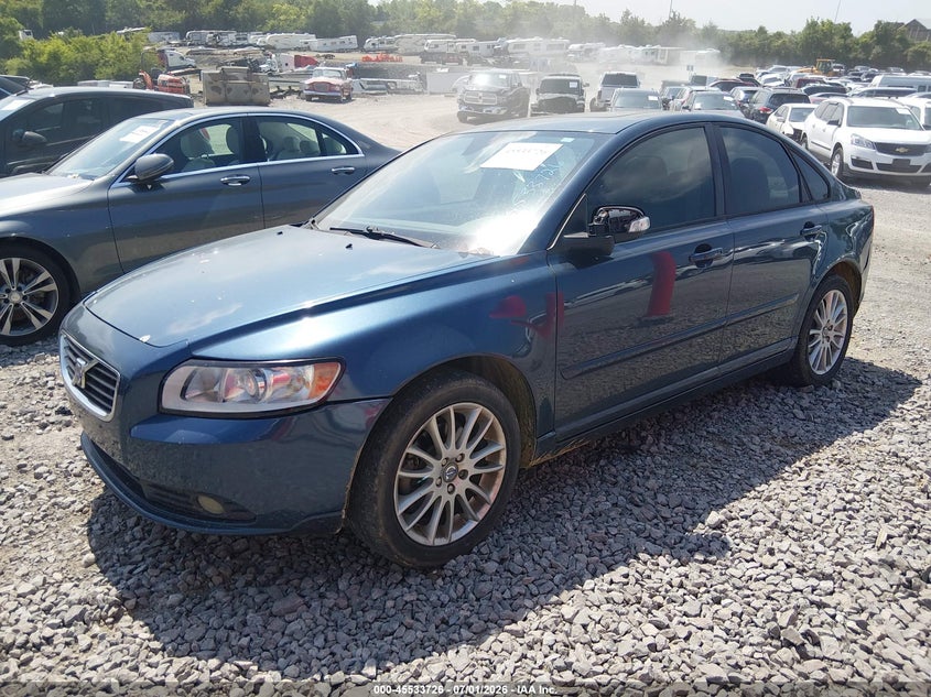 2009 Volvo S40 VIN YV1MS382492451740 IAAI salvage auction — NORMAL WEAR, Rebuilt (Mississippi), sold $475 on 2026-07-30 (photo 2)