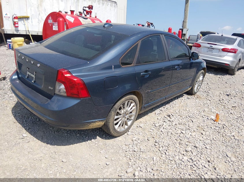 2009 Volvo S40 VIN YV1MS382492451740 IAAI salvage auction — NORMAL WEAR, Rebuilt (Mississippi), sold $475 on 2026-07-30 (photo 4)