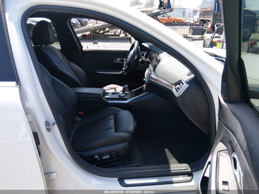 2019 BMW 3er VIN WBA5R7C57KAJ84875 IAAI salvage auction — RIGHT REAR, Salvage (Oregon), sold $9,100 on 2026-09-07 (photo 5)