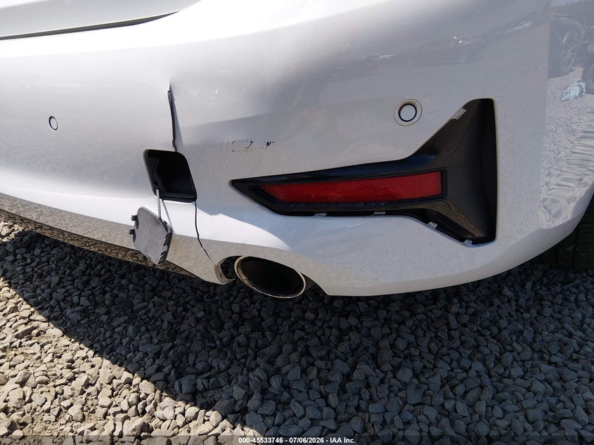 2019 BMW 3er VIN WBA5R7C57KAJ84875 IAAI salvage auction — RIGHT REAR, Salvage (Oregon), sold $9,100 on 2026-09-07 (photo 6)
