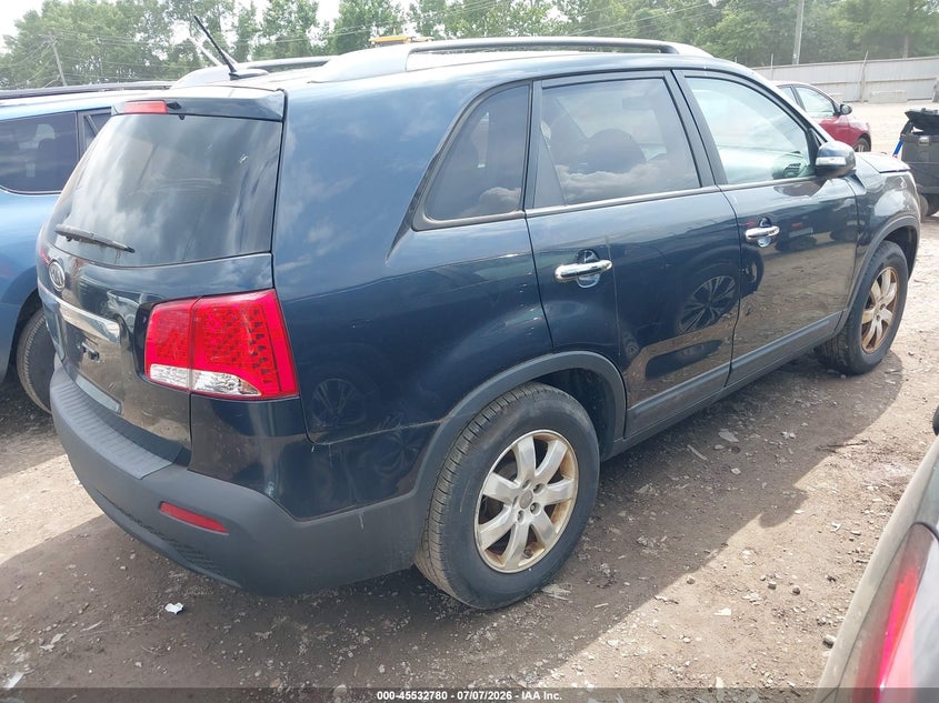 2013 Kia Sorento VIN 5XYKT4A29DG322823 IAAI salvage auction — NORMAL WEAR, Original (Ohio), sold $675 on 2026-07-30 (photo 4)