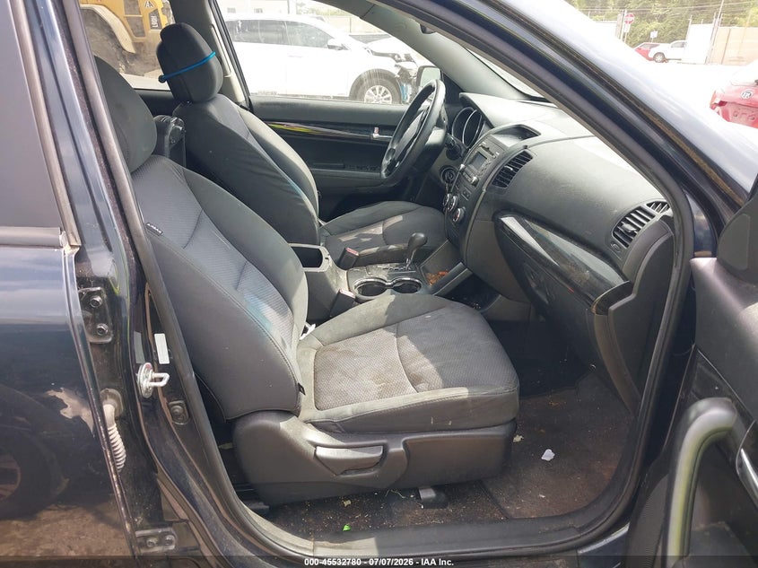 2013 Kia Sorento VIN 5XYKT4A29DG322823 IAAI salvage auction — NORMAL WEAR, Original (Ohio), sold $675 on 2026-07-30 (photo 5)
