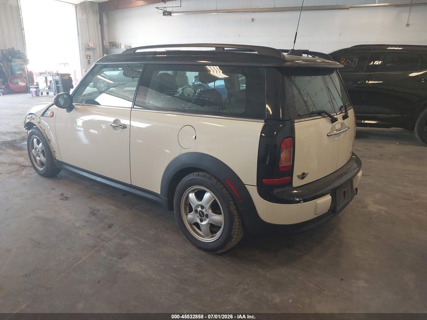 2009 Mini Clubman VIN WMWML33589TX50109 IAAI salvage auction — FRONT END, Clear (Michigan), sold $450 on 2026-08-11 (photo 3)
