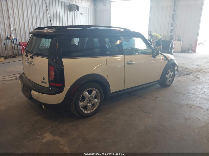 2009 Mini Clubman VIN WMWML33589TX50109 IAAI salvage auction — FRONT END, Clear (Michigan), sold $450 on 2026-08-11 (photo 4)