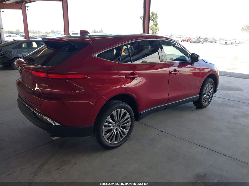 2024 Toyota Venza VIN JTEAAAAH1RJ158622 IAAI salvage auction — SIDE, Salvage Title, sold $4,450 on 2026-07-21 (photo 4)