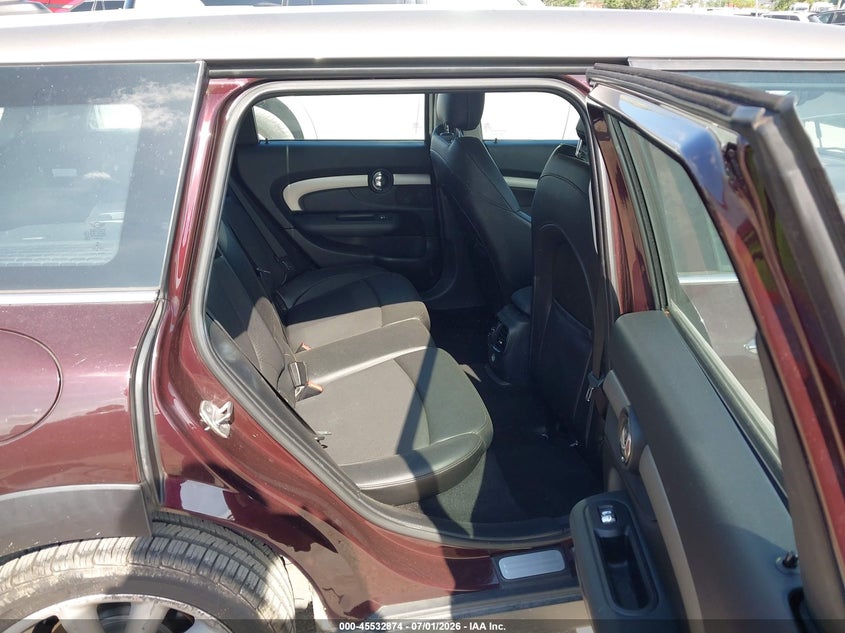 2017 Mini Clubman VIN WMWLU5C5XH2E82739 IAAI salvage auction — FRONT END, Salvage Title, sold $725 on 2026-08-18 (photo 8)