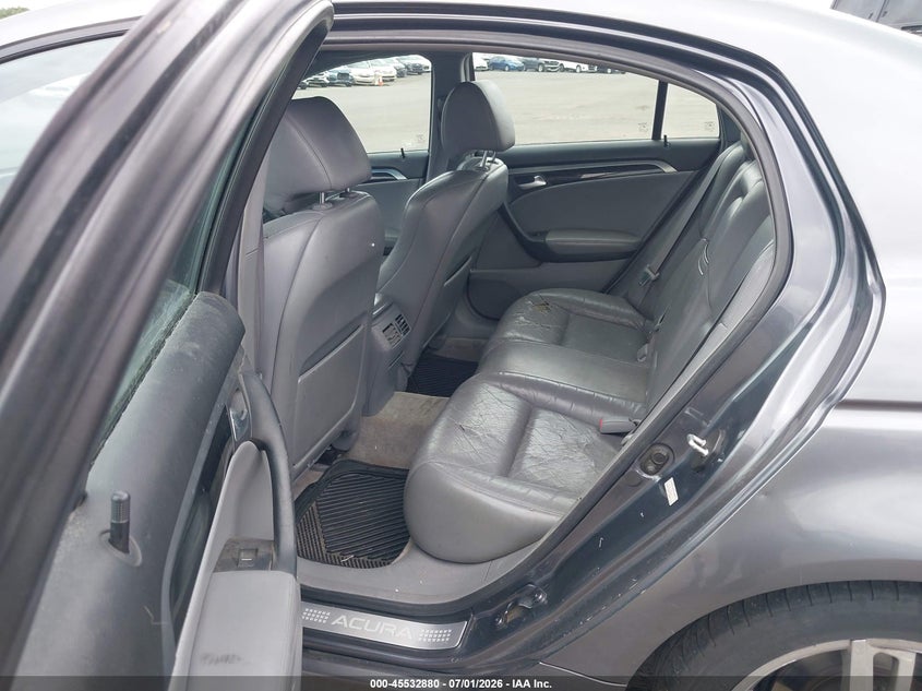 2006 Acura Tl VIN 19UUA66296A066917 IAAI salvage auction — NORMAL WEAR, Clear-Dealer Only (Oregon), sold $975 on 2026-07-09 (photo 8)
