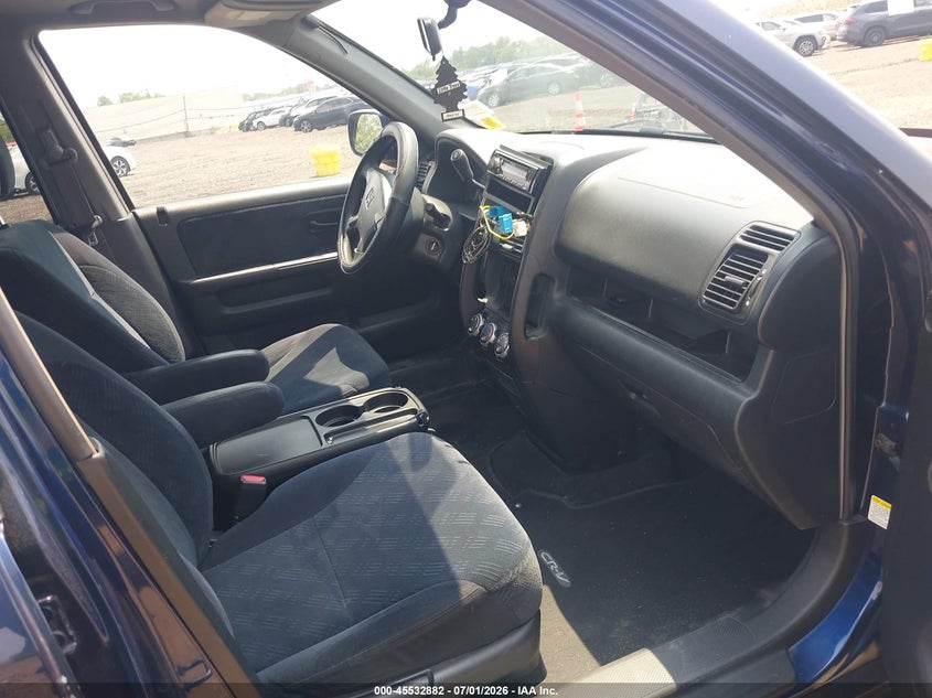 2005 Honda Cr-v VIN SHSRD78885U305360 IAAI salvage auction — NORMAL WEAR, Clear (New York), sold $450 on 2026-07-07 (photo 5)