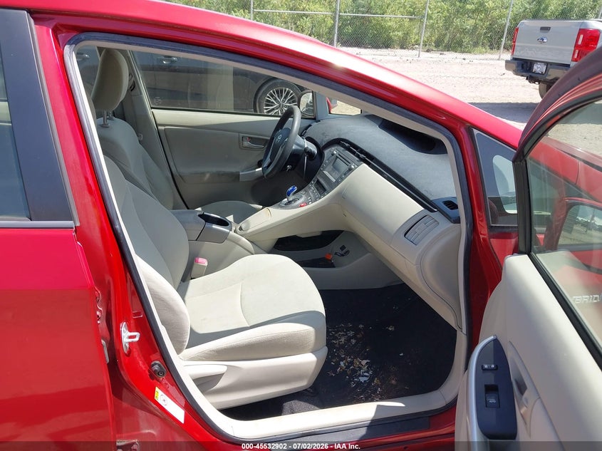 2013 Toyota Prius VIN JTDKN3DUXD5660953 IAAI salvage auction — NORMAL WEAR, Clear (Pennsylvania), sold $2,500 on 2026-07-07 (photo 5)