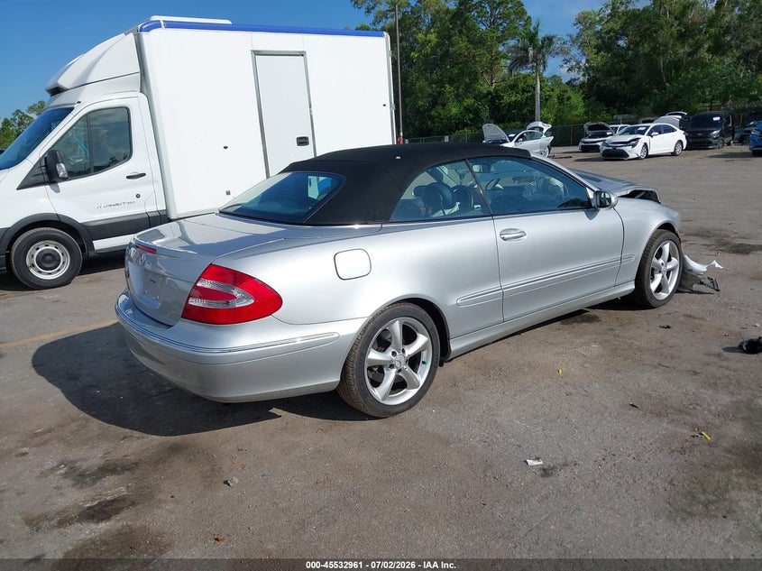 2005 Mercedes-benz Clk-class VIN WDBTK65J05F123554 IAAI salvage auction — FRONT END, Mv-907A (New York), sold $400 on 2026-08-03 (photo 4)