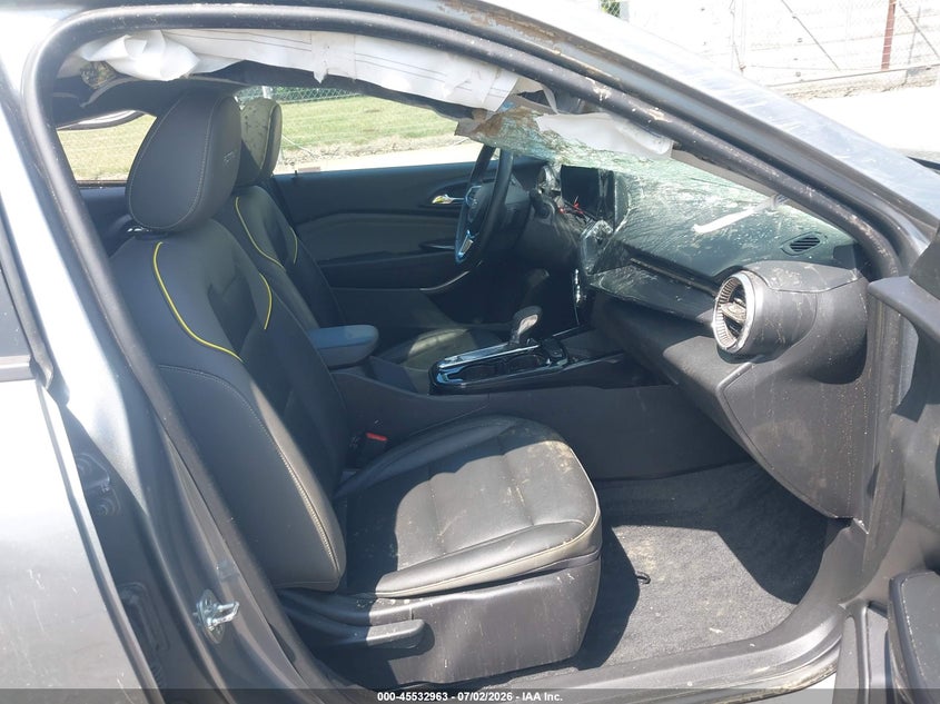 2025 Chevrolet Trax VIN KL77LKEP2SC104446 IAAI salvage auction — ROLLOVER, Salvage (Ohio), sold $725 on 2026-07-27 (photo 5)
