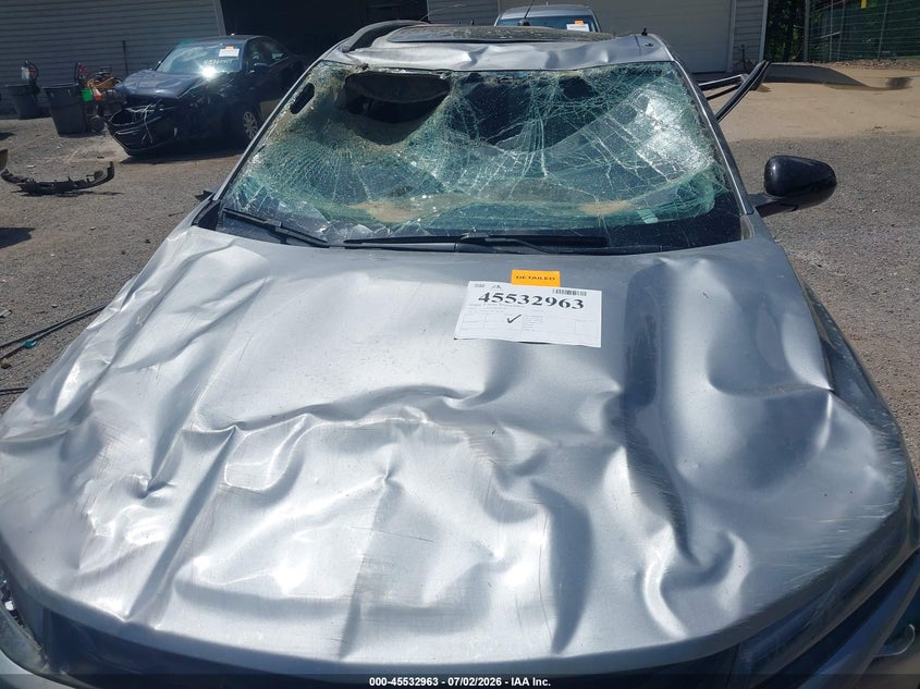 2025 Chevrolet Trax VIN KL77LKEP2SC104446 IAAI salvage auction — ROLLOVER, Salvage (Ohio), sold $725 on 2026-07-27 (photo 6)