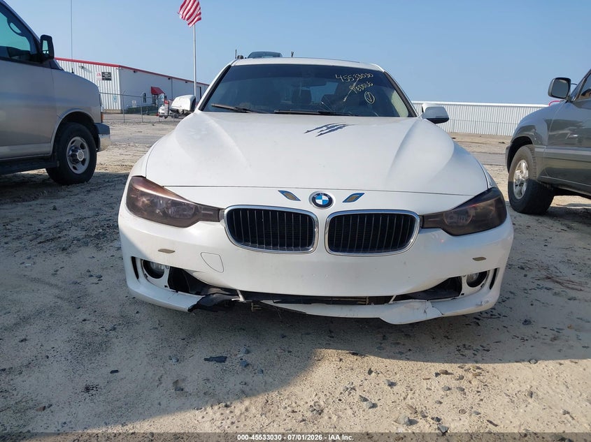 2013 BMW 3er VIN WBA3A5C51DF600394 IAAI salvage auction — NORMAL WEAR, Clear (North Carolina), sold $450 on 2026-07-15 (photo 6)