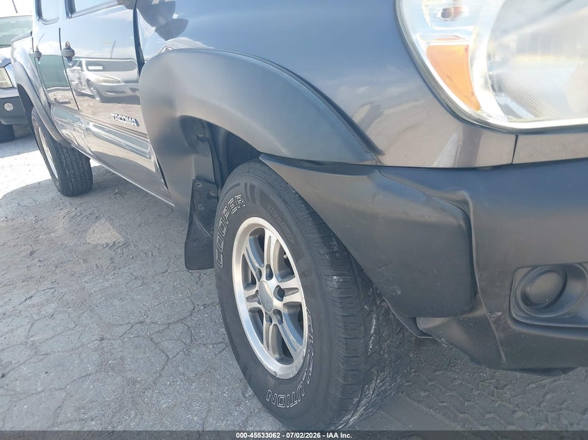 2015 Toyota Tacoma VIN 5TFJX4GN4FX047945 IAAI salvage auction — RIGHT SIDE, Salvage (Texas), sold $5,300 on 2026-07-20 (photo 6)