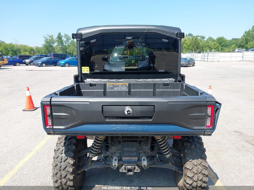 2026 Can-am/ brp Traxter VIN 3JBKUAX43TK021839 IAAI salvage auction — RIGHT FRONT, Clear (Michigan), sold $23,150 on 2026-08-19 (photo 6)