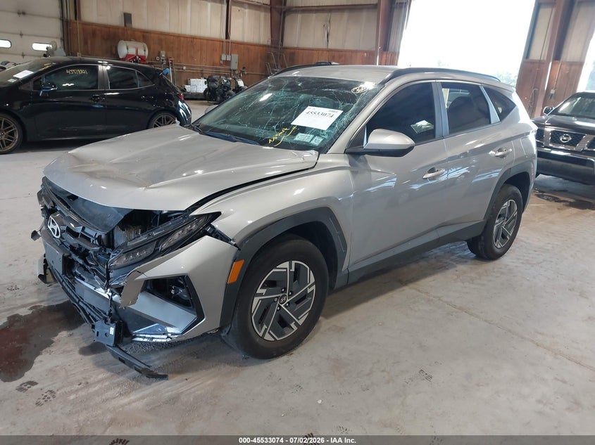 2025 Hyundai Tucson VIN KM8JBDD10SU260107 IAAI salvage auction — FRONT END, Salvage Title, sold $9,300 on 2026-08-22 (photo 2)