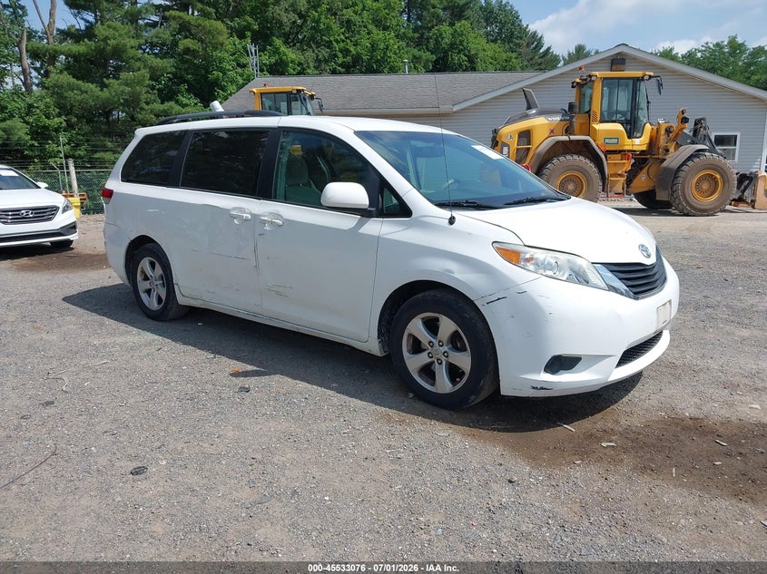 2012 Toyota Sienna VIN 5TDKK3DCXCS176189 IAAI salvage auction — SIDE, Salvage (Ohio), sold $3,500 on 2026-07-13 (photo 1)