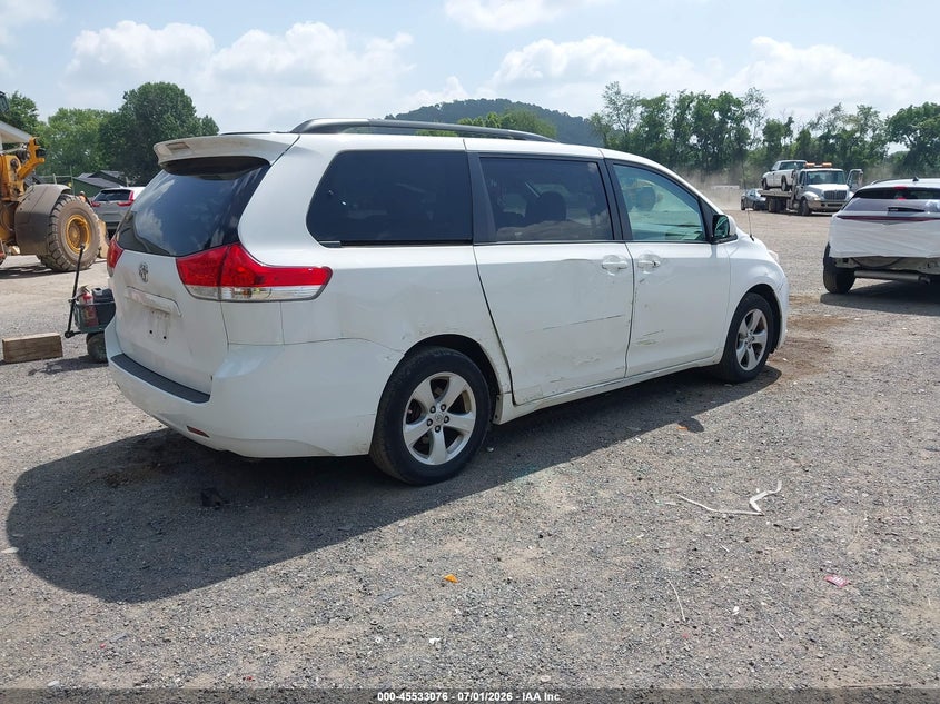 2012 Toyota Sienna VIN 5TDKK3DCXCS176189 IAAI salvage auction — SIDE, Salvage (Ohio), sold $3,500 on 2026-07-13 (photo 4)