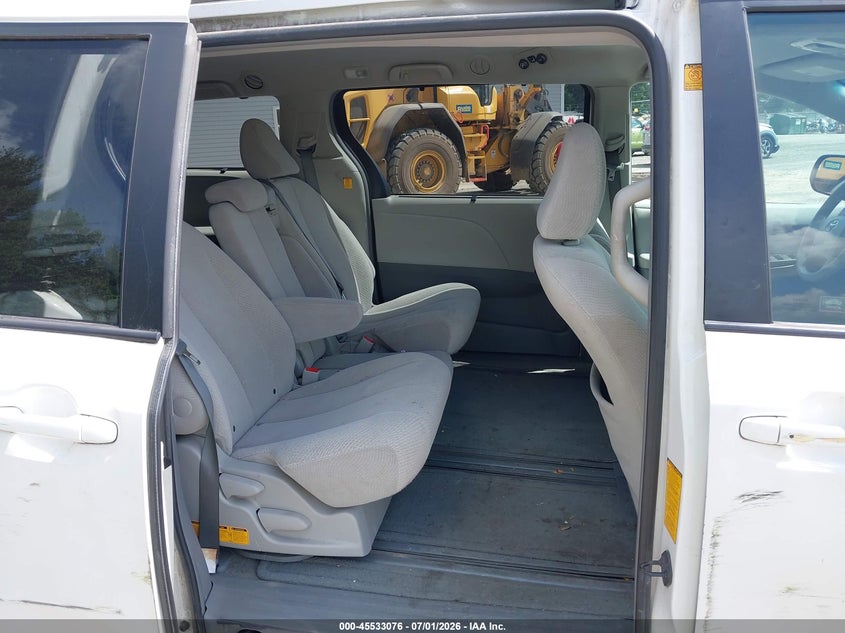 2012 Toyota Sienna VIN 5TDKK3DCXCS176189 IAAI salvage auction — SIDE, Salvage (Ohio), sold $3,500 on 2026-07-13 (photo 8)