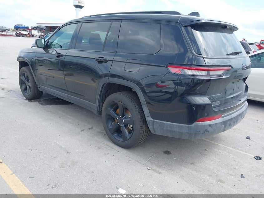 2025 Jeep Grand cherokee VIN 1C4RJKBG4S8760639 IAAI salvage auction — FRONT END, Salvage (Iowa), sold $17,050 on 2026-08-11 (photo 3)